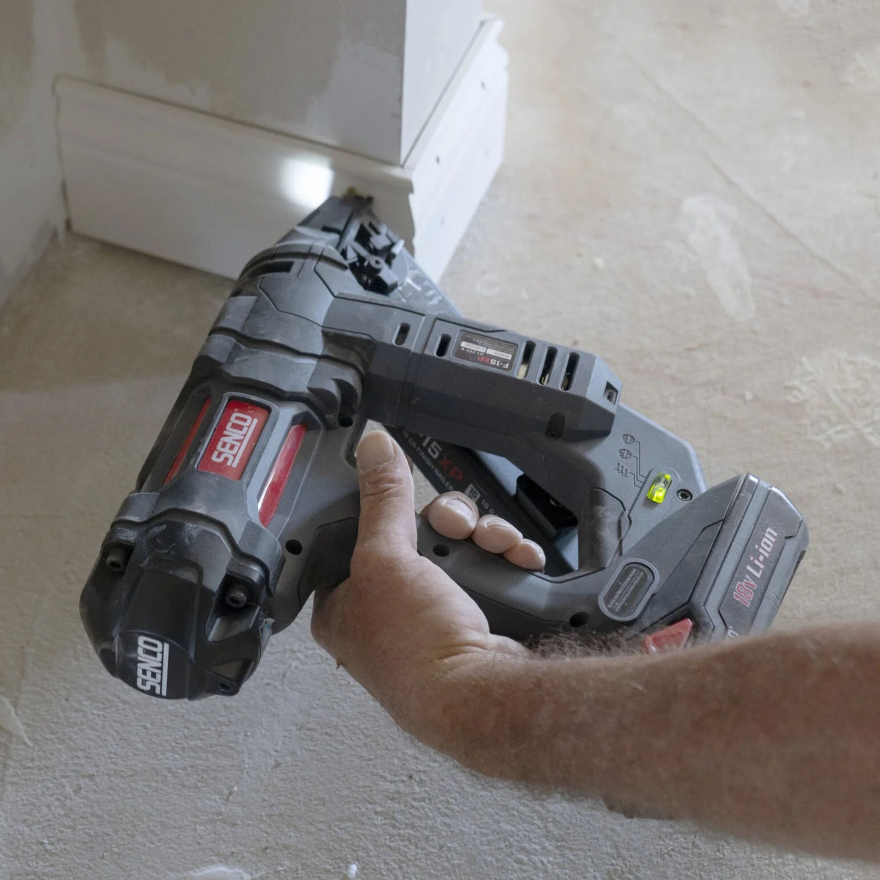 Senco F-15XP 2-1/2” 15 Gauge Cordless Finish Nailer