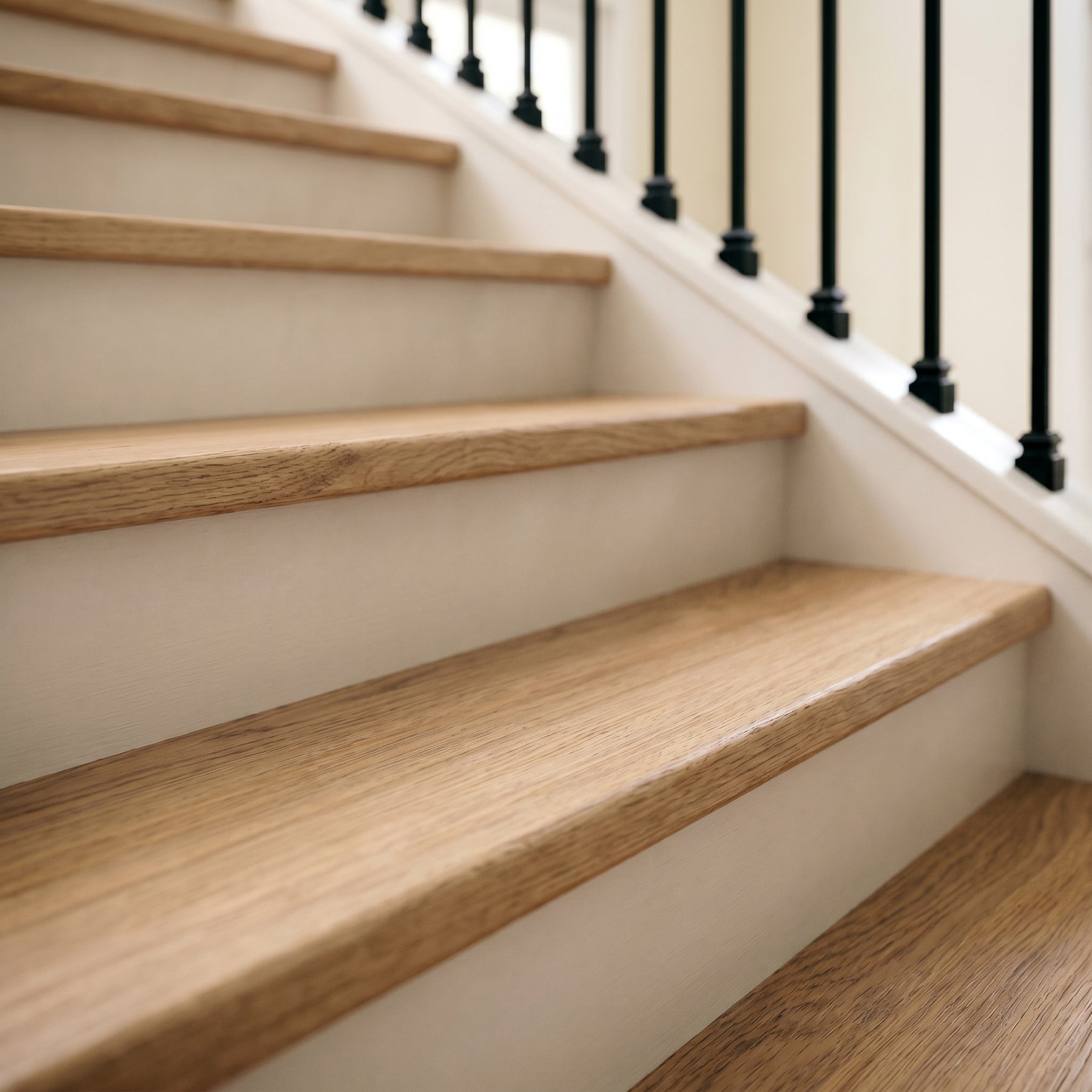 Tread 8070SQ - Squared Edge Tread